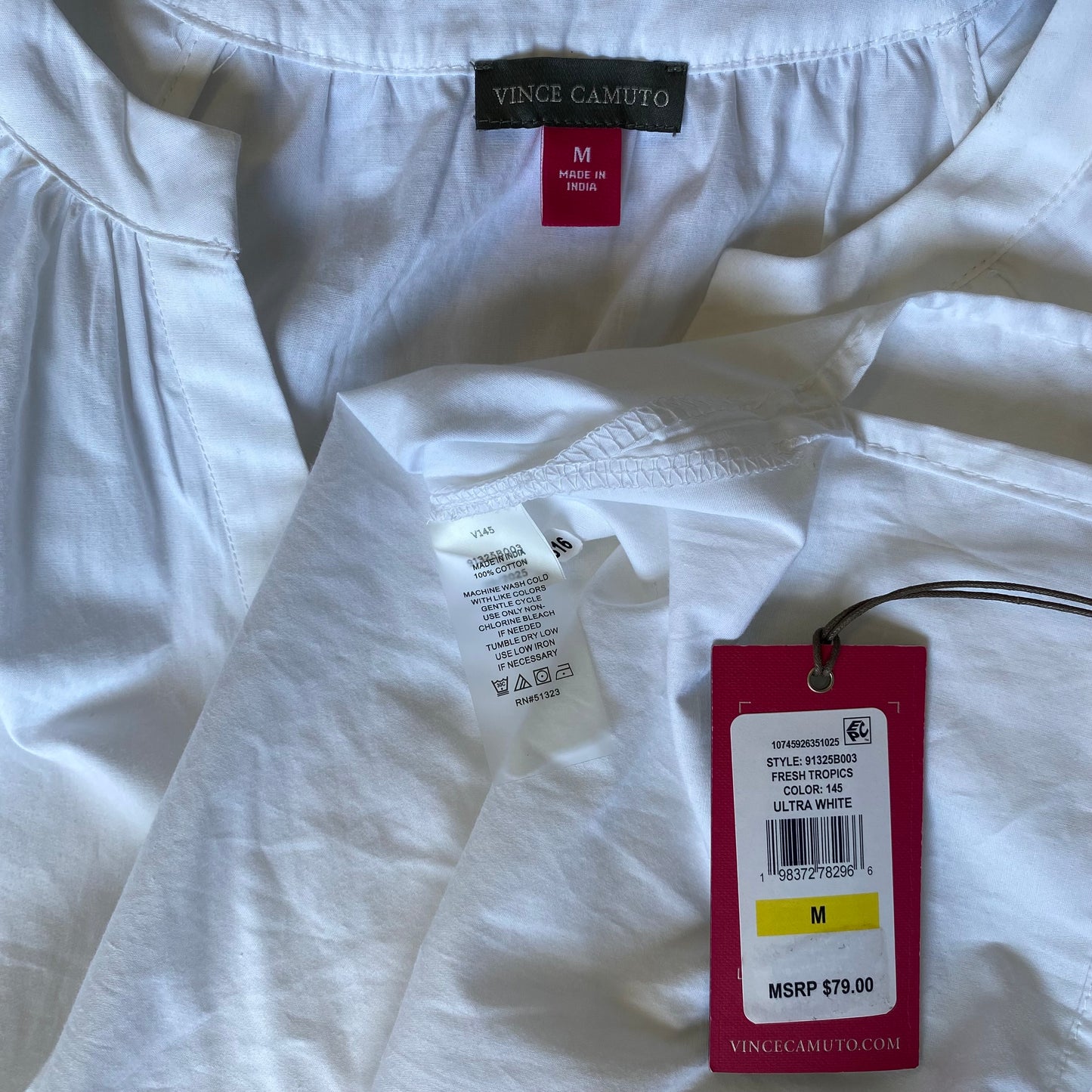 Vince Camuto Womens NWT blouse size Medium
