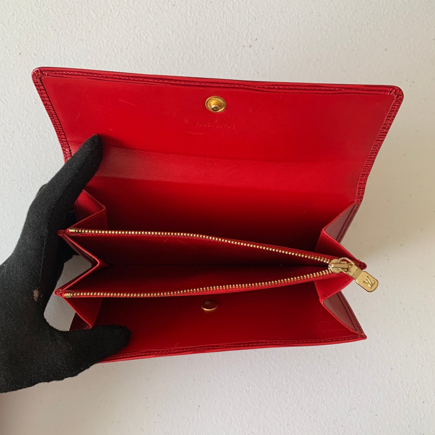 Louis Vuitton red Epi leather Wallet LO0990 authentic with COA