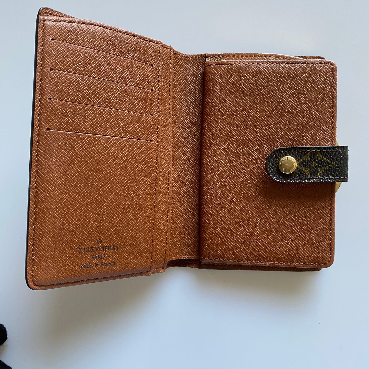 Louis Vuitton monogram kiss lock wallet MI0979 Authentic with COA
