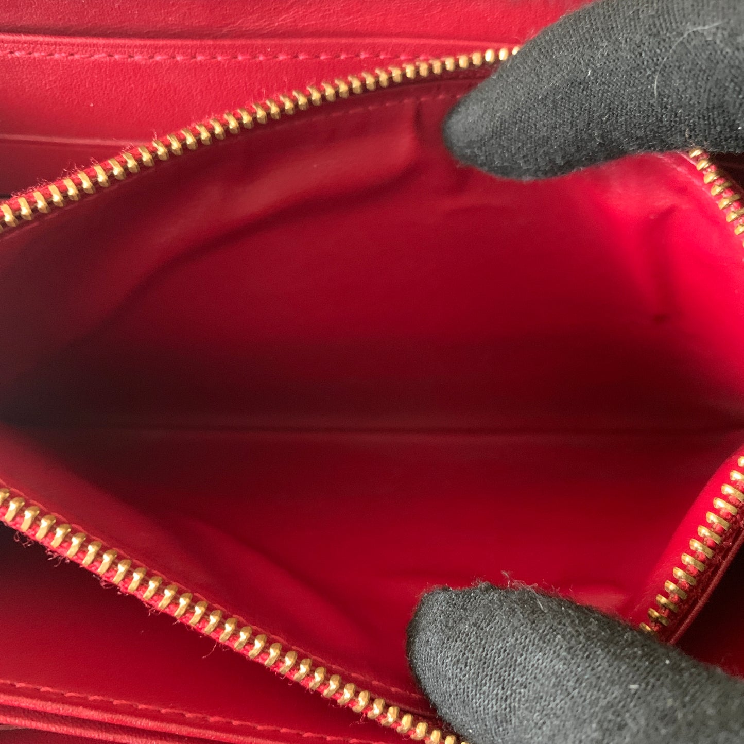 Louis vuitton red striped zippy Vernis wallet ca4131 authentic w/ COA