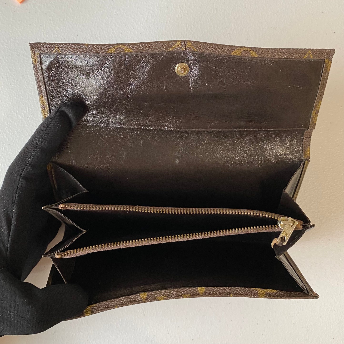 Louis Vuitton vintage monogram long wallet authentic with coa