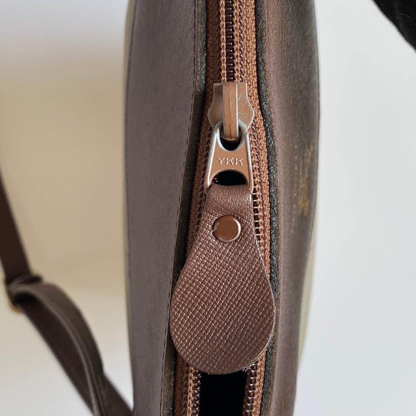 Burberry vintage check crossbody bag authentic with coa