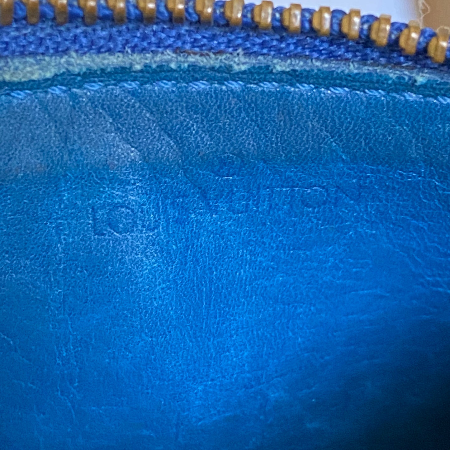 Louis Vuitton blue Epi leather key pouch L00921 Authentic with coa