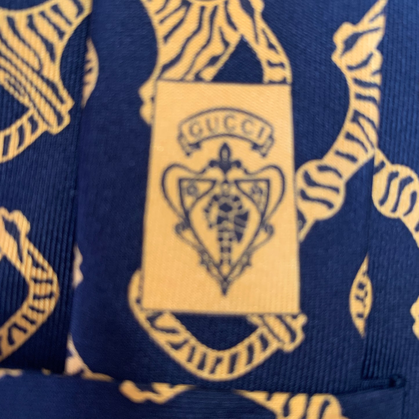 Gucci logo silk neck tie authentic with COA 144.5cm