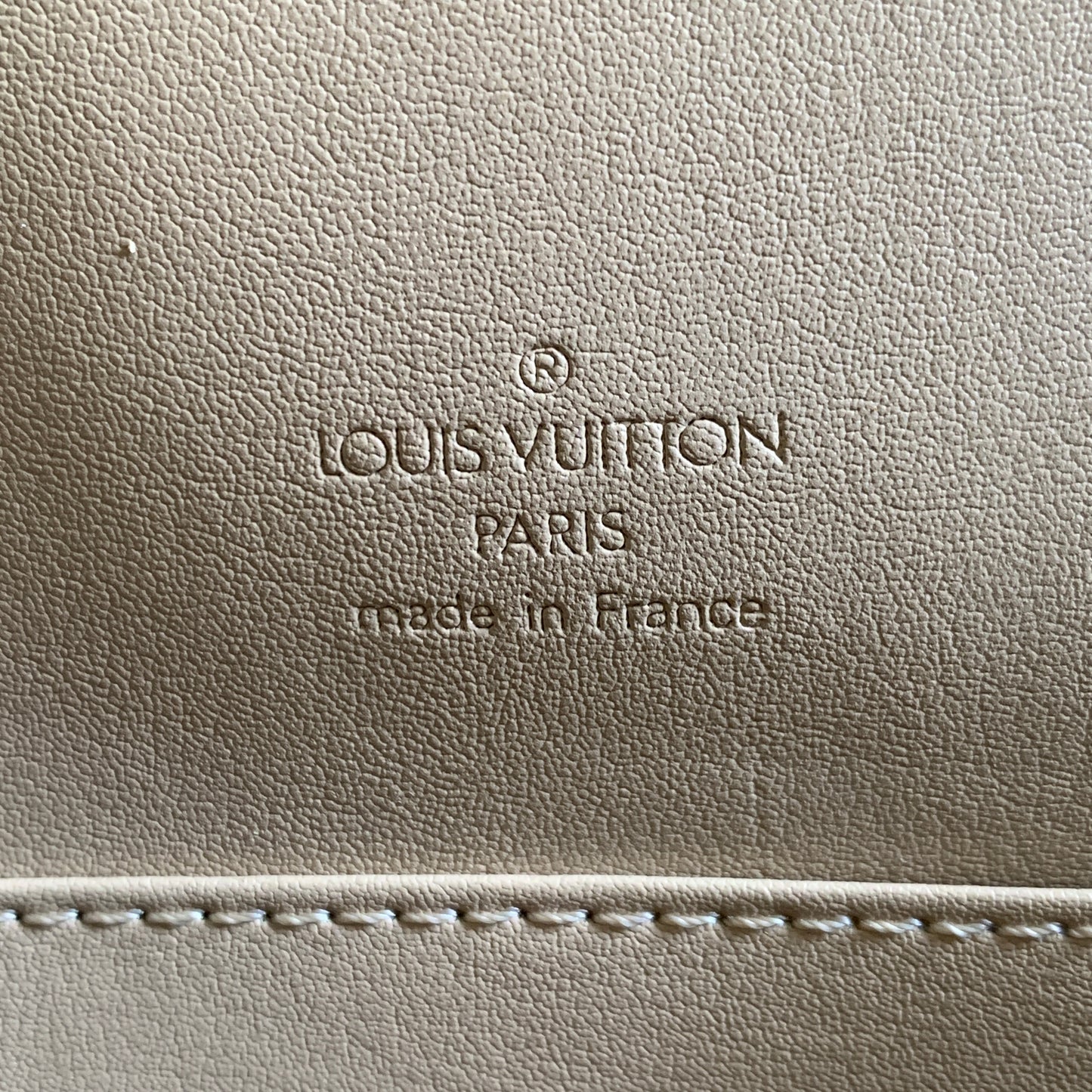 Louis Vuitton monogram yellow vernis BA1010 shoulder bag Authentic with COA