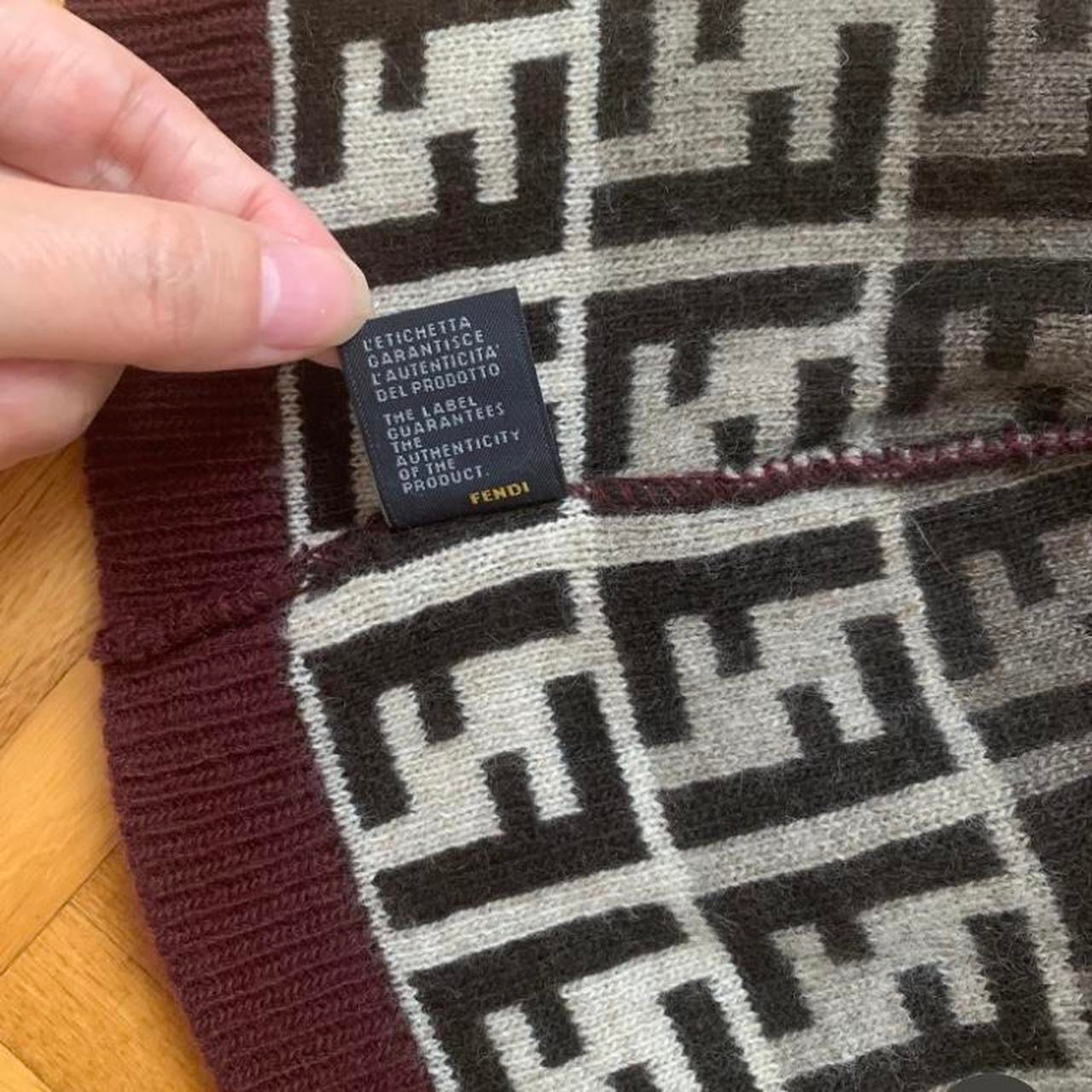 Authentic Fendi monogram women’s wool and cashmere hat like new