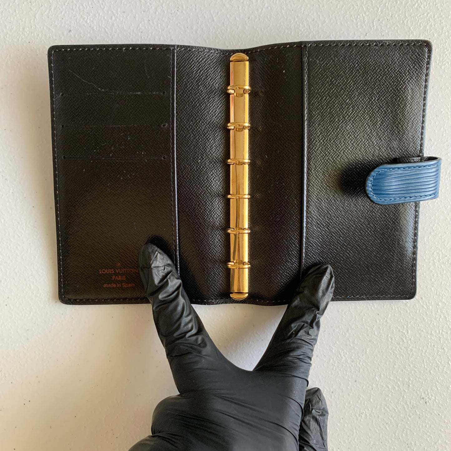 Louis Vuitton blue Epi leather agenda CA0947 authentic with COA