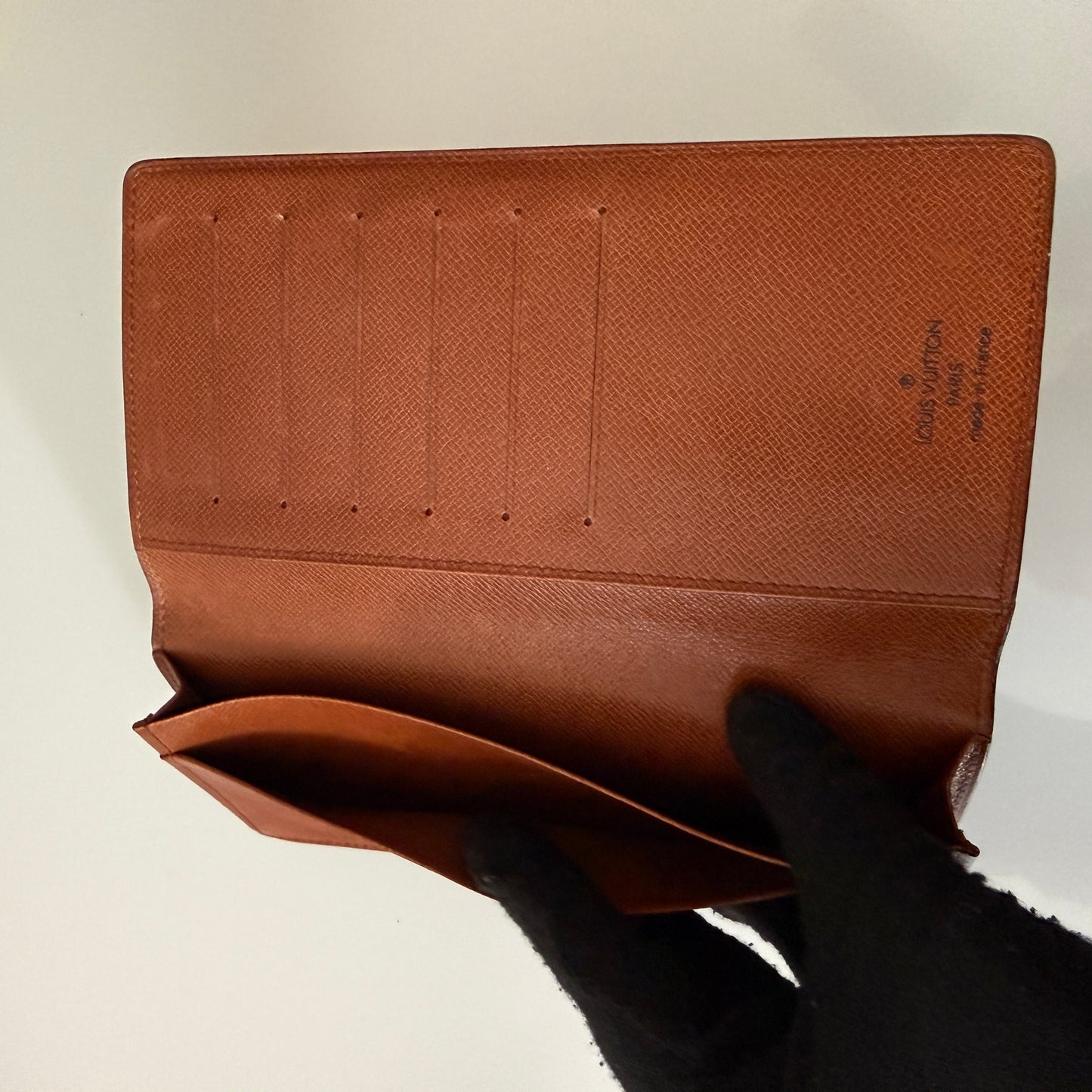Louis Vuitton monogram card holder wallet unisex authentic with COA CT0982