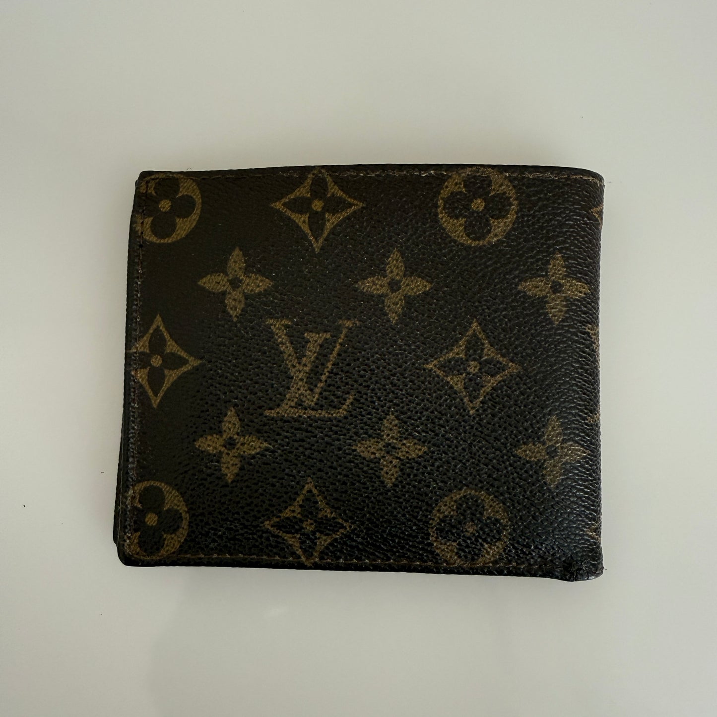 Louis Vuitton monogram men’s bifold wallet authentic with COA