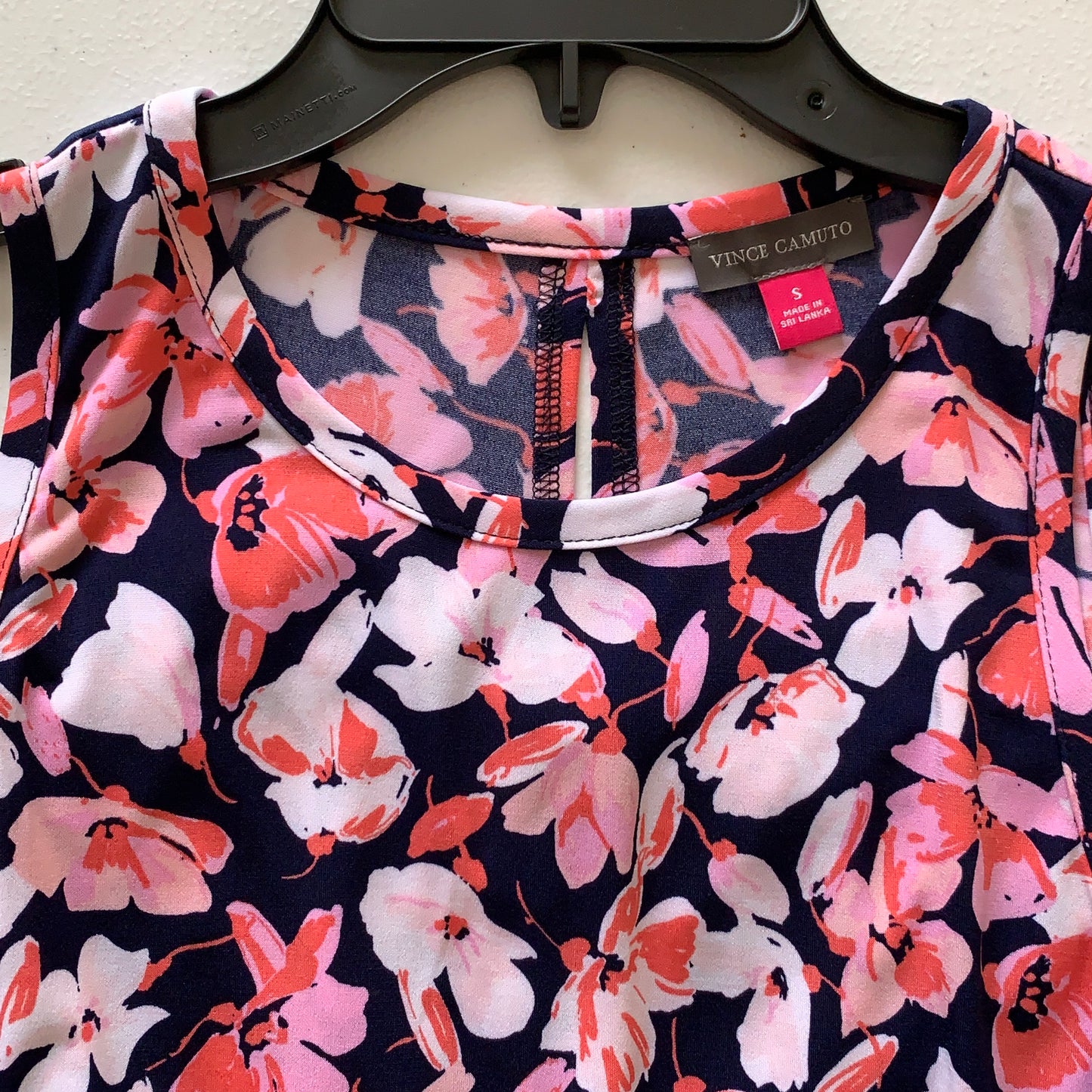 Vince Camuto Women’s NWOT Floral sleeveless Maxi dress size small