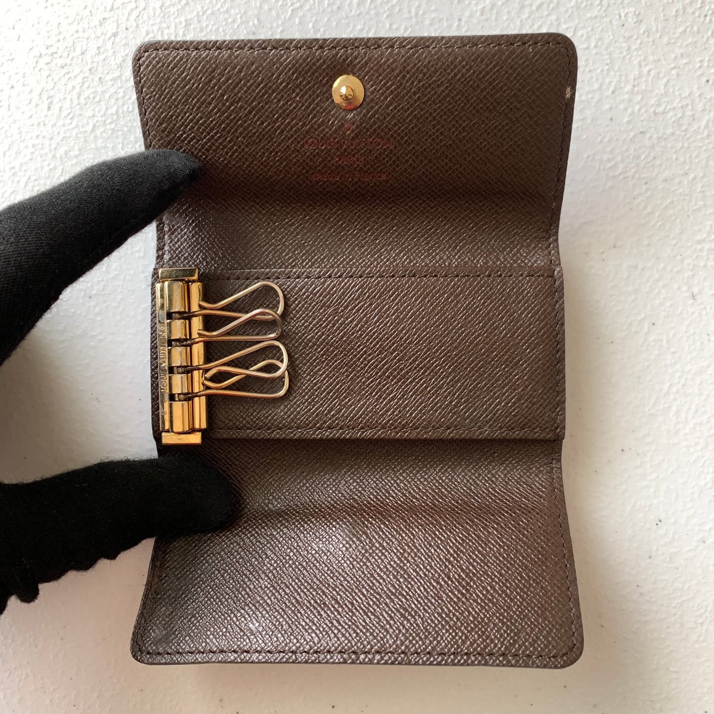 Louis Vuitton damier ebene CT1153 key holder Authentic with COA