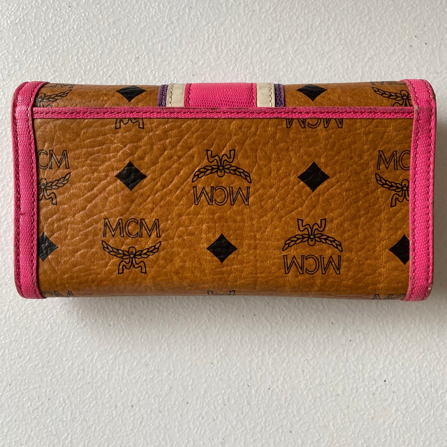MCM logo long wallet Authentic with coa 7x3.7