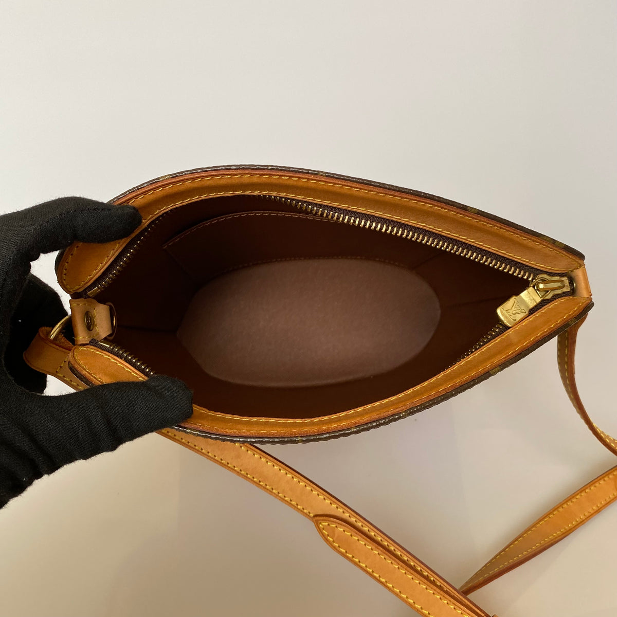 Louis Vuitton monogram crossbody bag LM0096 Authentic with COA 9.7x8.6x4.1