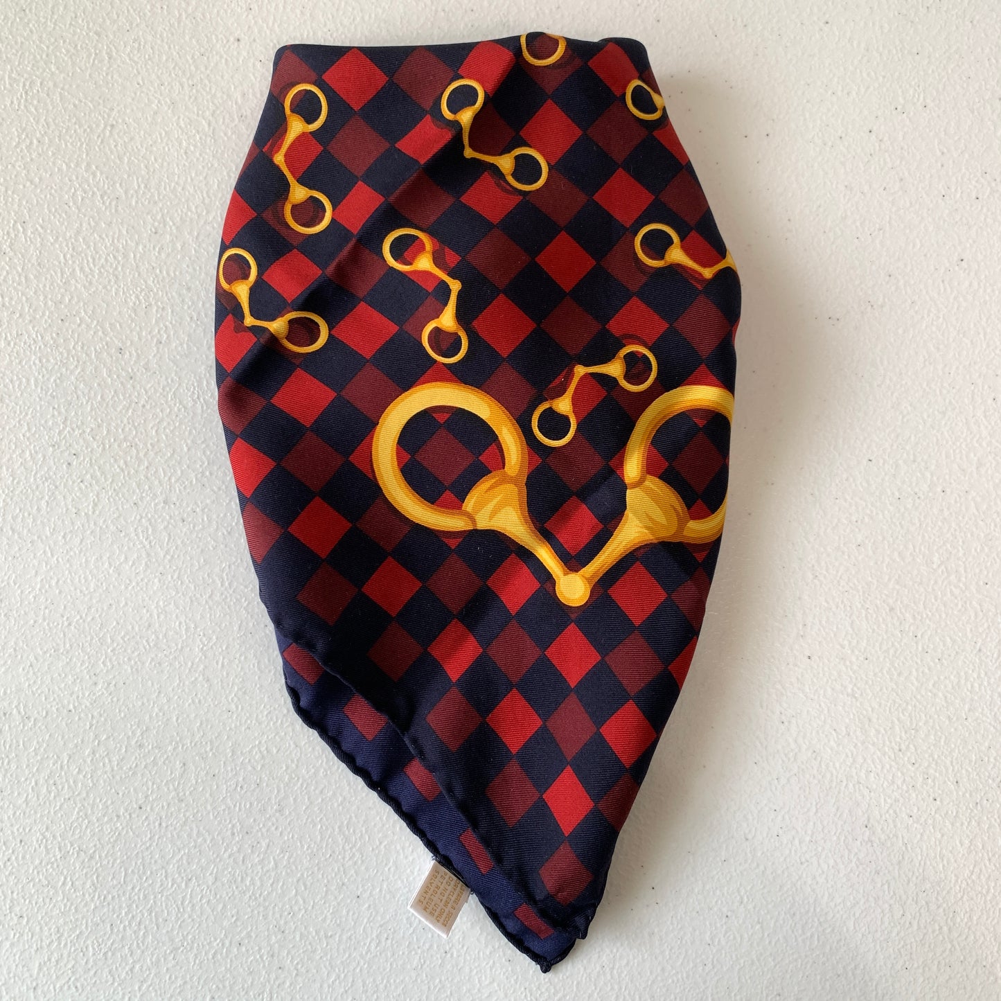 Gucci silk scarf Authentic with COA 16.5 inch
