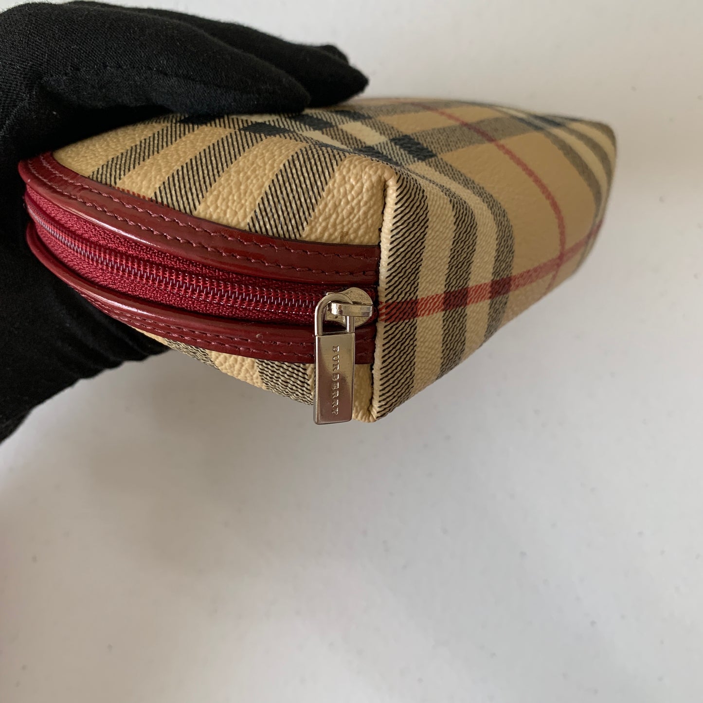 Burberry check cosmetic bag pouch authentic with COA