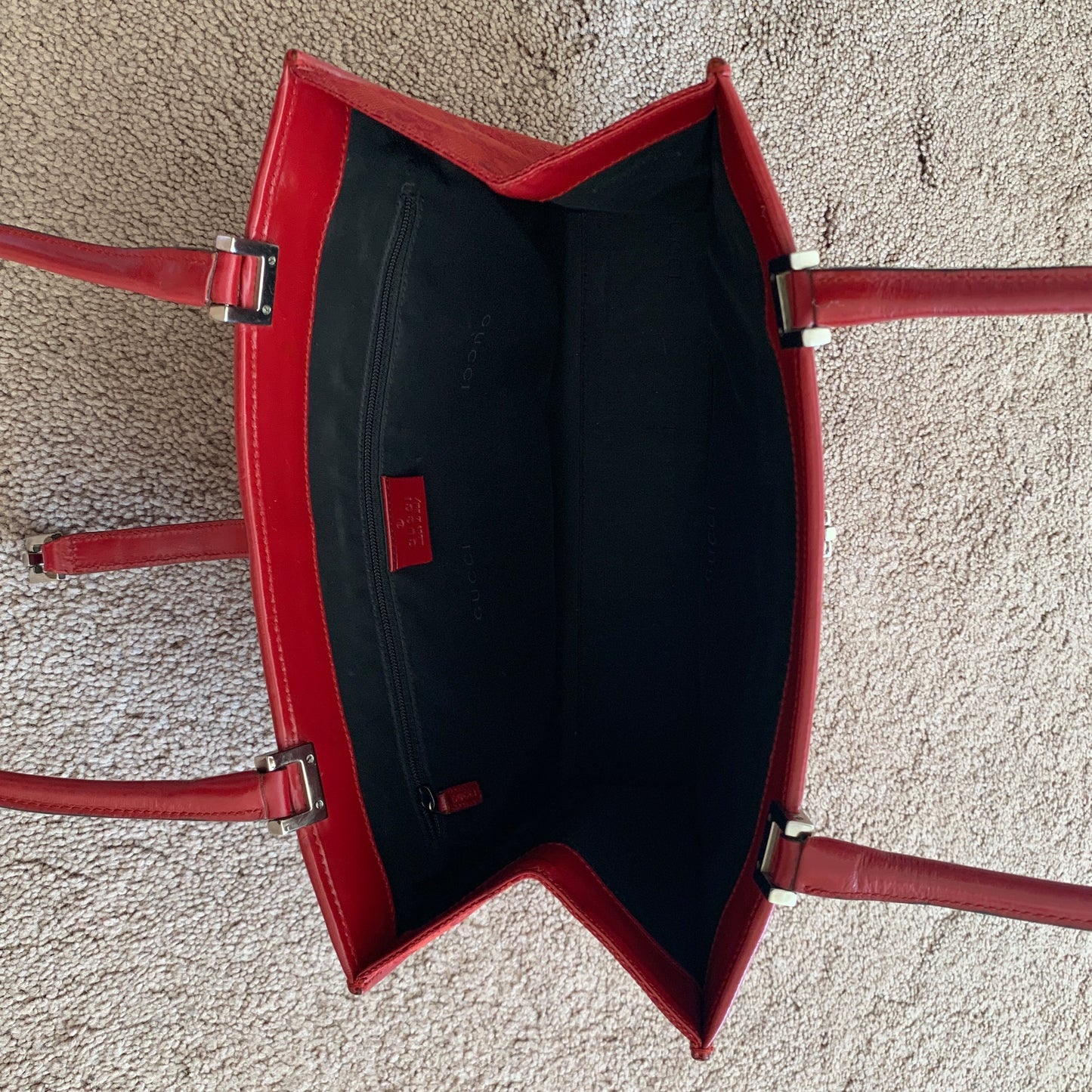 Authentic Gucci women’s vintage Jackie handbag