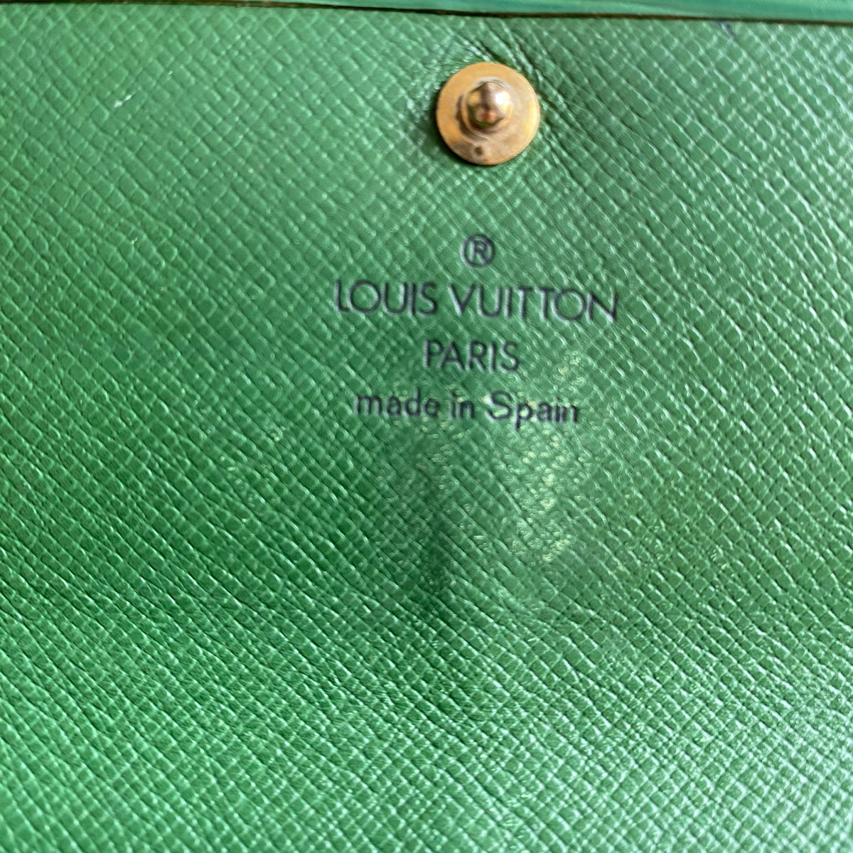 Louis Vuitton green Epi leather long wallet CA1916 Authentic with COA