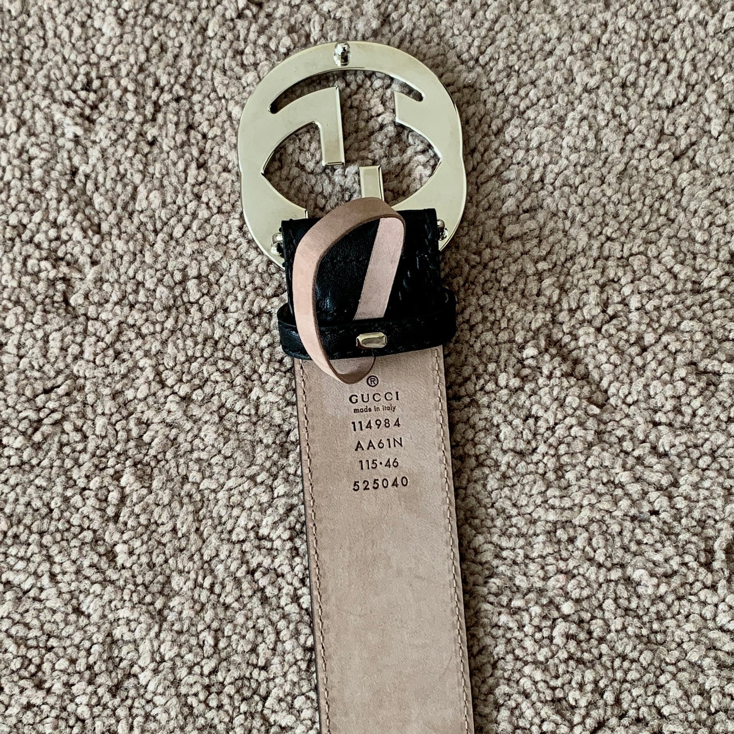 Authentic Gucci new unisex signature black leather belt with dust bag and box