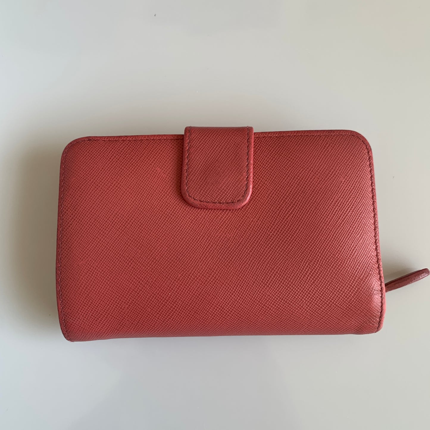 Prada leather wallet Authentic with COA