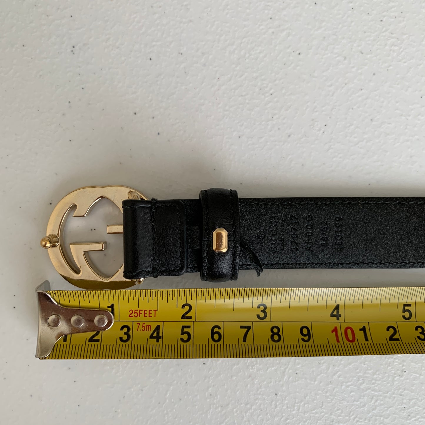 Gucci black leather Belt size 80 cm 32 in authentic with COA