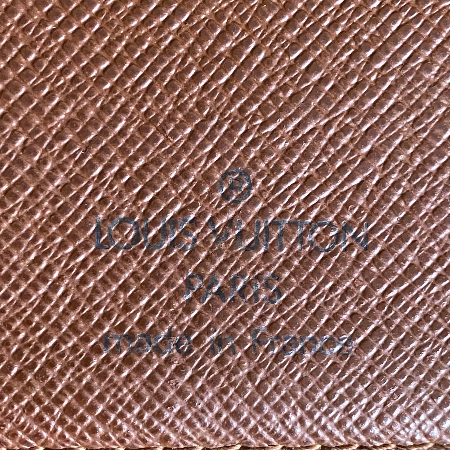 Louis Vuitton monogram kiss lock wallet SP0077 Authentic with coa 6.1x4.5