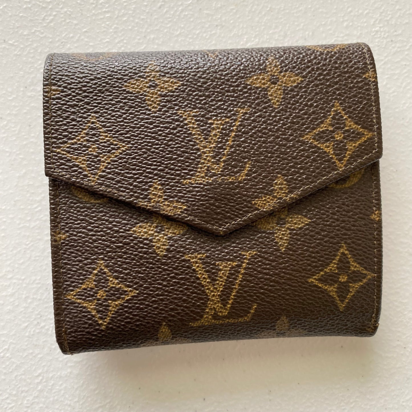Louis Vuitton monogram compact wallet AN0960 Authentic with coa