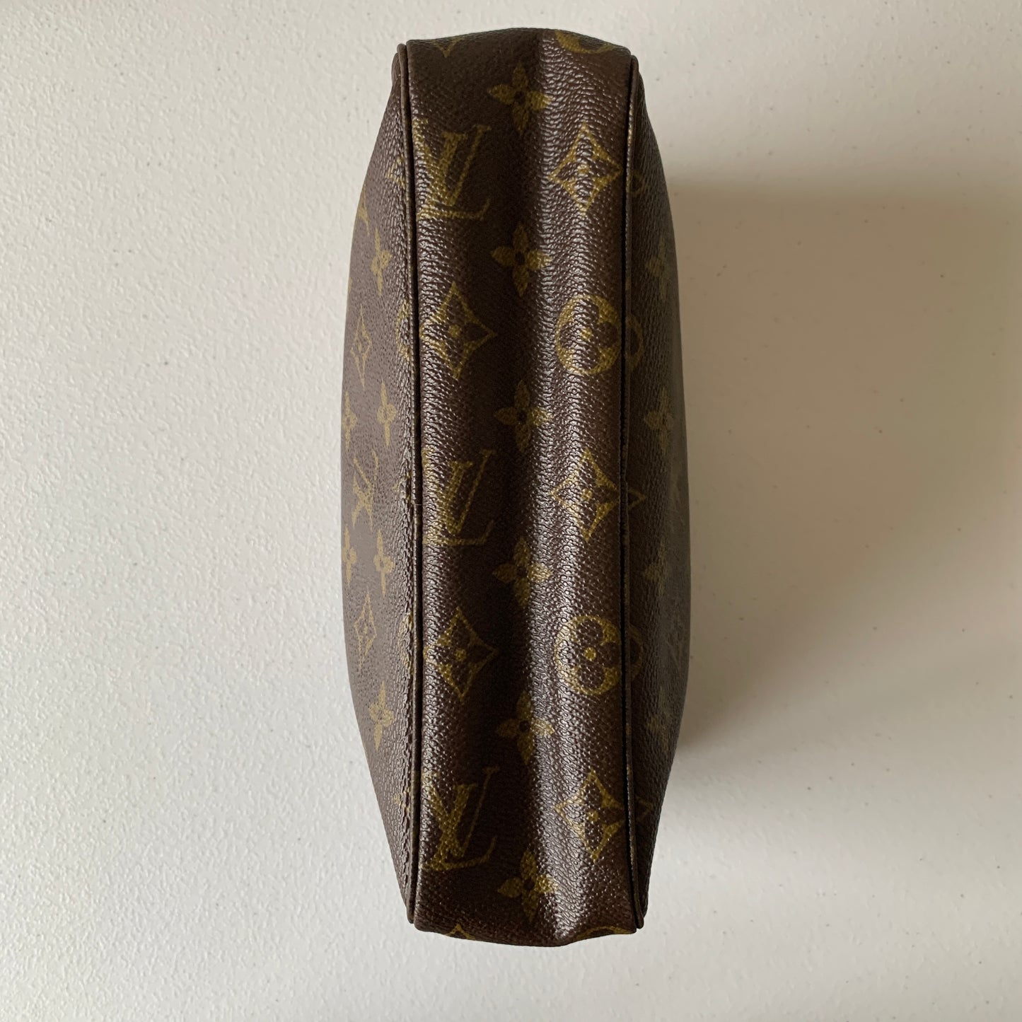 Louis Vuitton monogram Cosmetic Pouch trousse toilette 23 authentic with COA