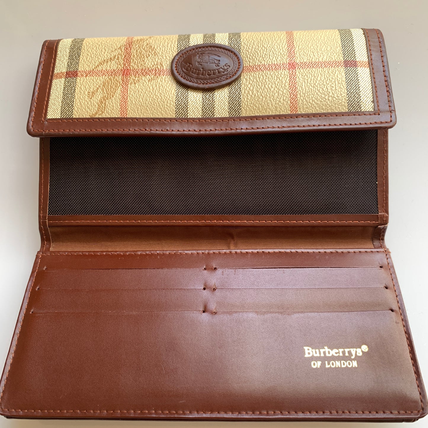 Burberry vintage nova check women’s long wallet authentic with COA