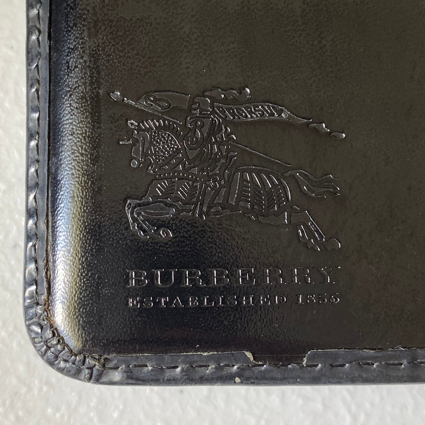 Burberry nova check long wallet Authentic with COA