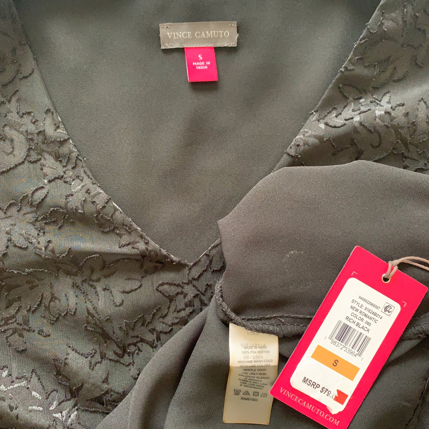 Vince Camuto Womens NWT Black long sleeve Blouse size small