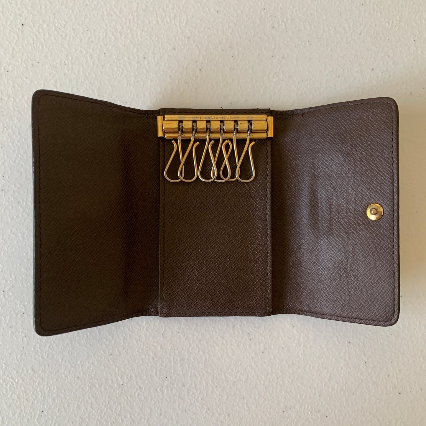 Louis Vuitton damier brown keyholder TJ4118 authentic with COA