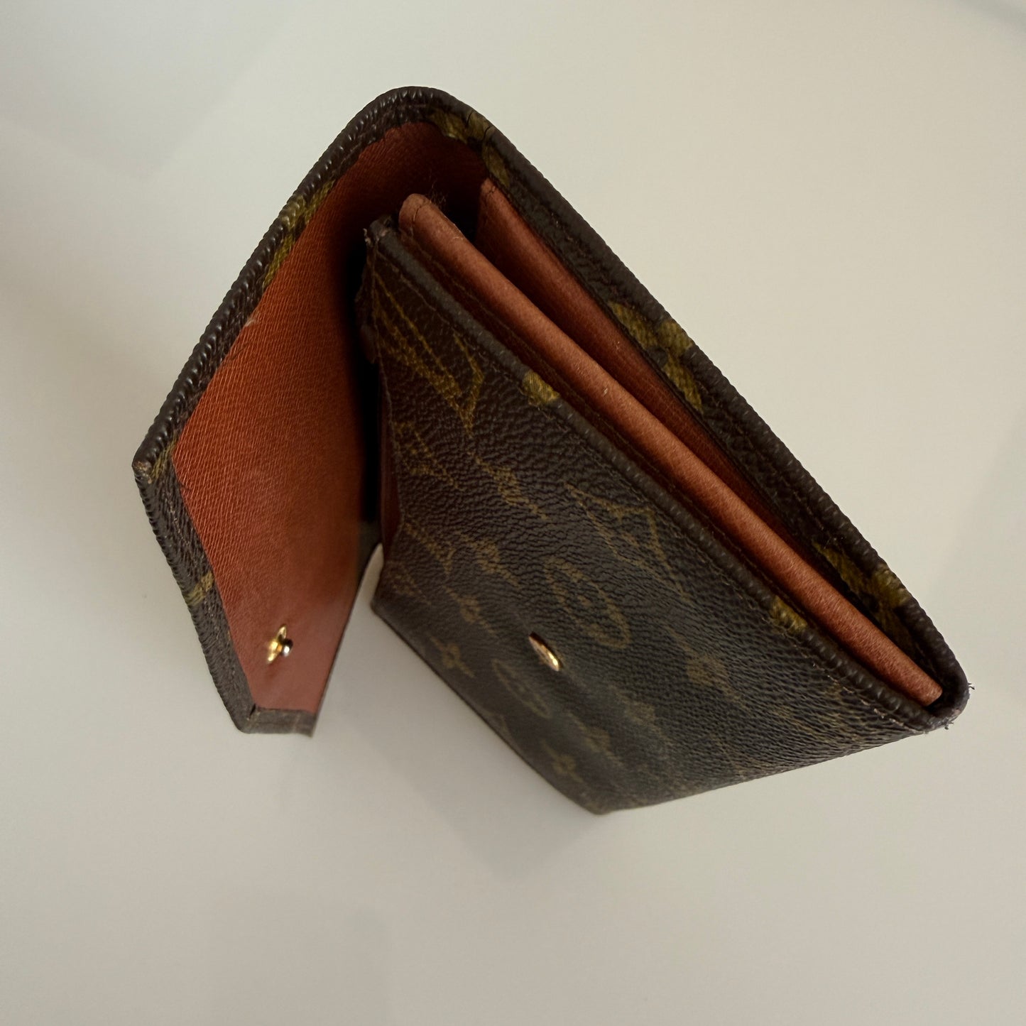 Louis Vuitton monogram long wallet with flap authentic with COA