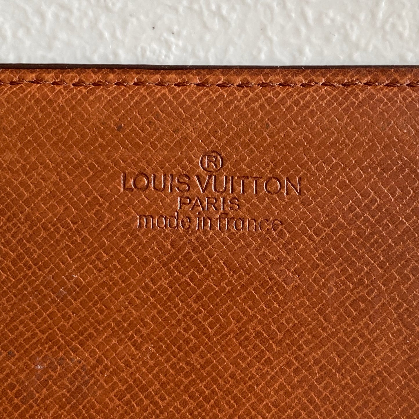Louis Vuitton monogram unisex card holder MI874 Authentic with COA 3.8x2.8