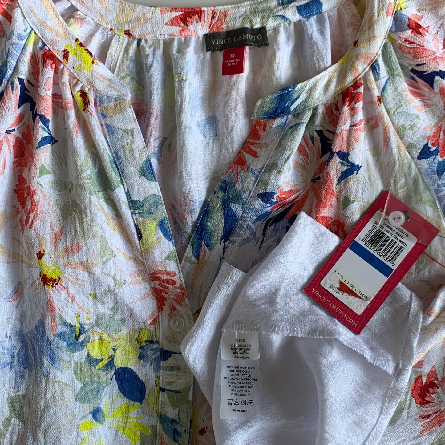 Vince Camuto Womens NWT floral print blouse size xlarge