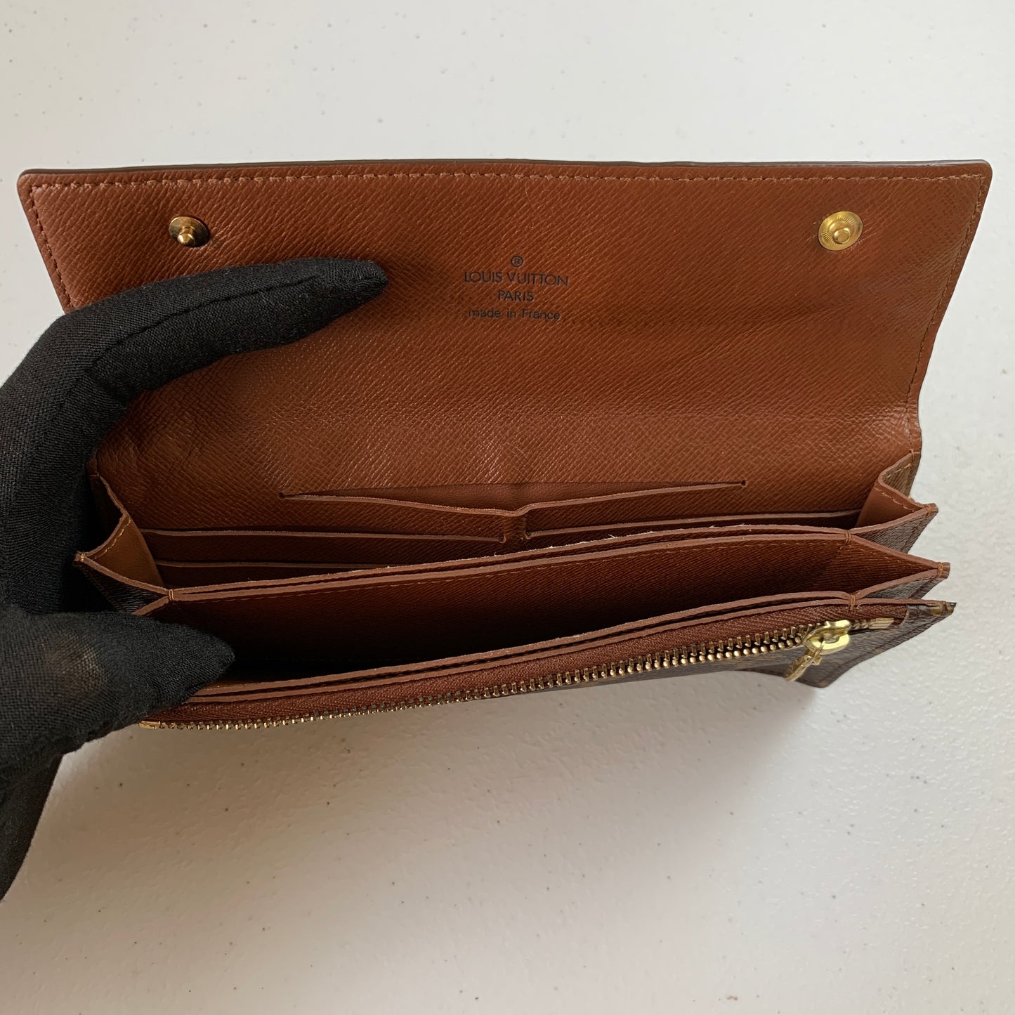 Louis Vuitton monogram long wallet authentic with COA th0025