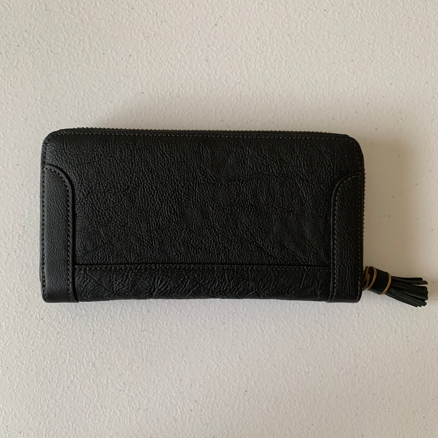 Burberry long black leather zippy wallet Authentic with COA