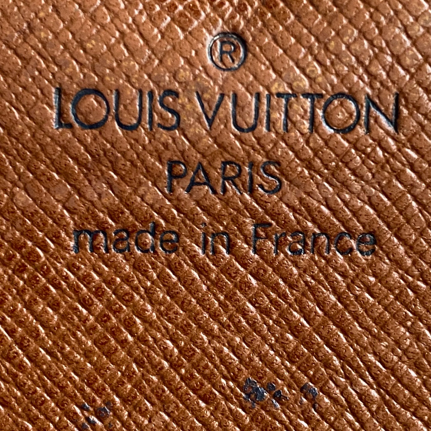 Louis Vuitton monogram sarah long wallet mb0071 authentic with  coa