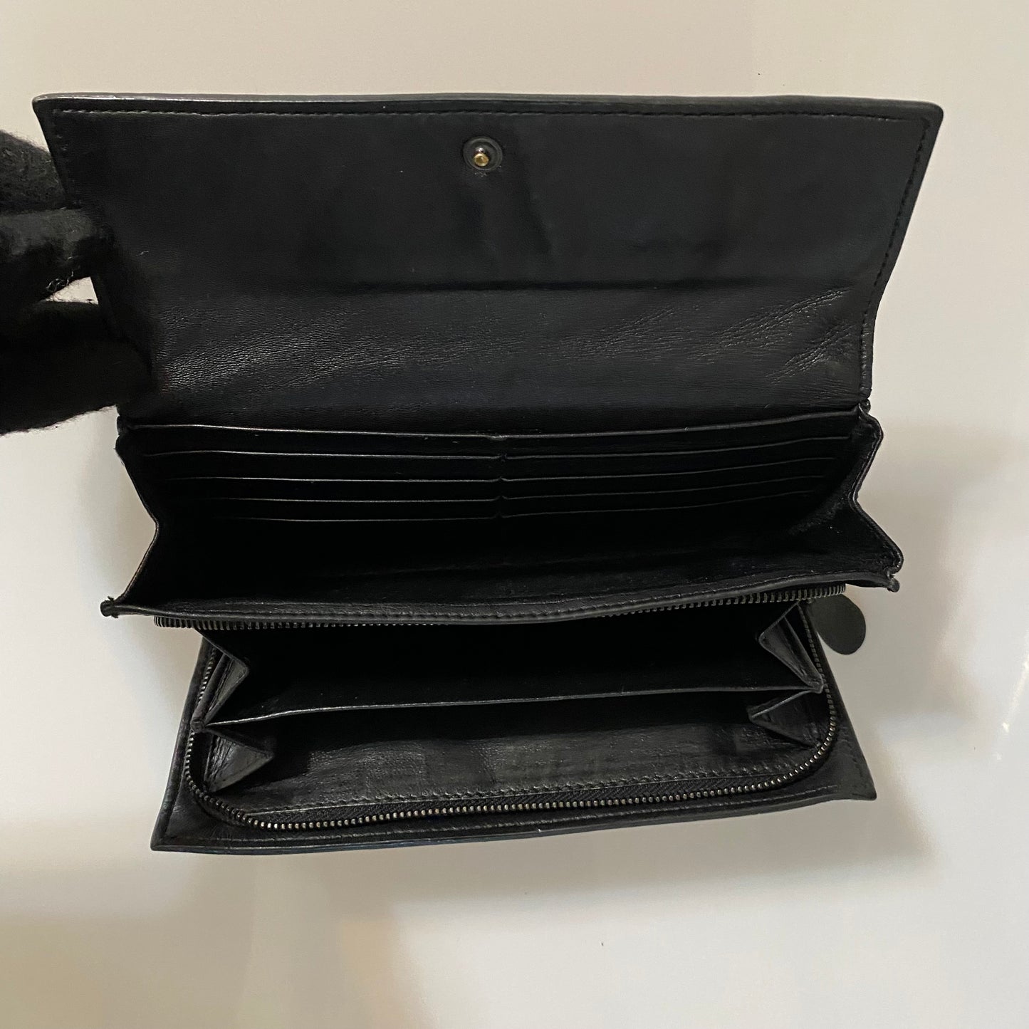 Bottega Veneta intrecciata black leather long wallet Authentic with coa