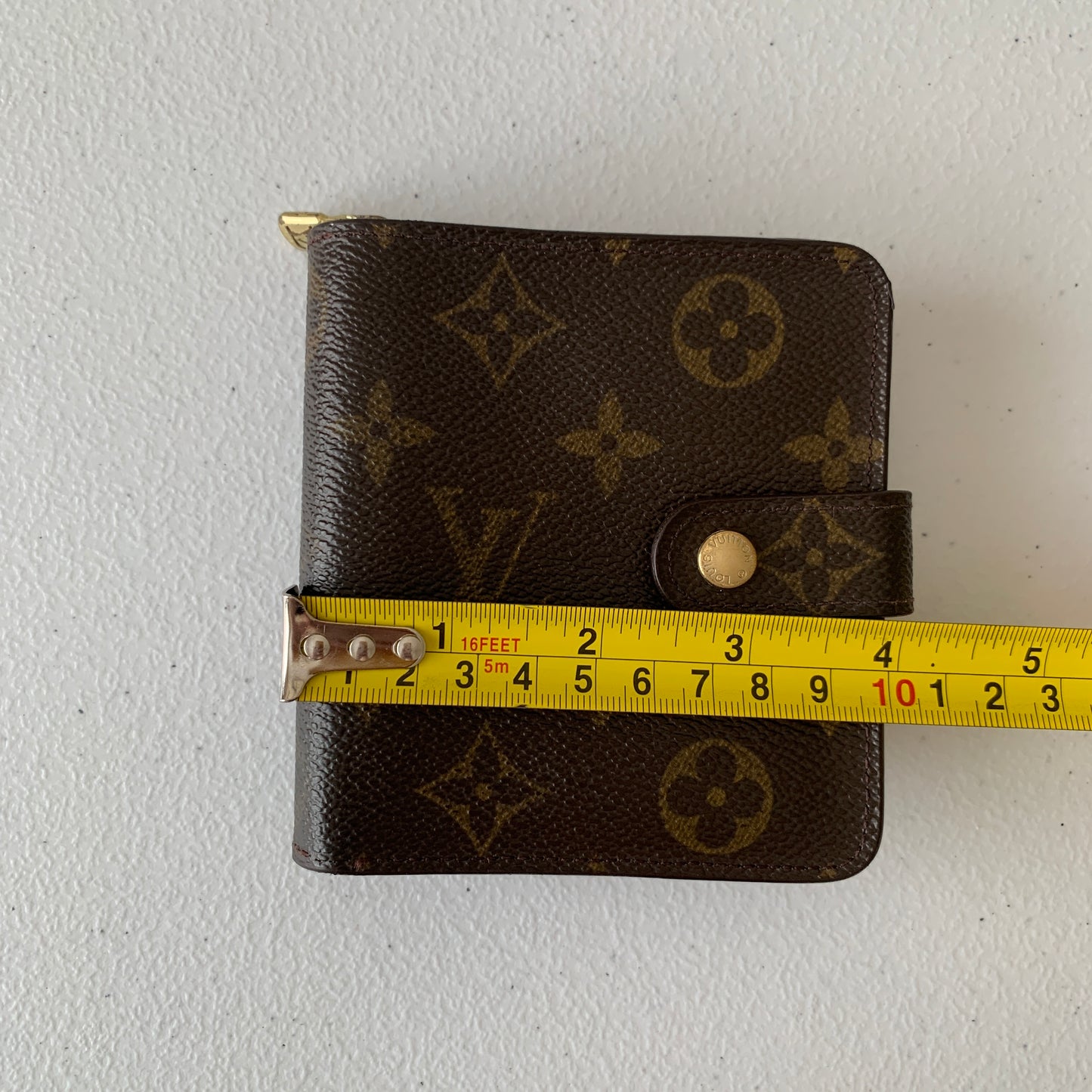 Louis Vuitton monogram compact Wallet Authentic MI0031 with COA