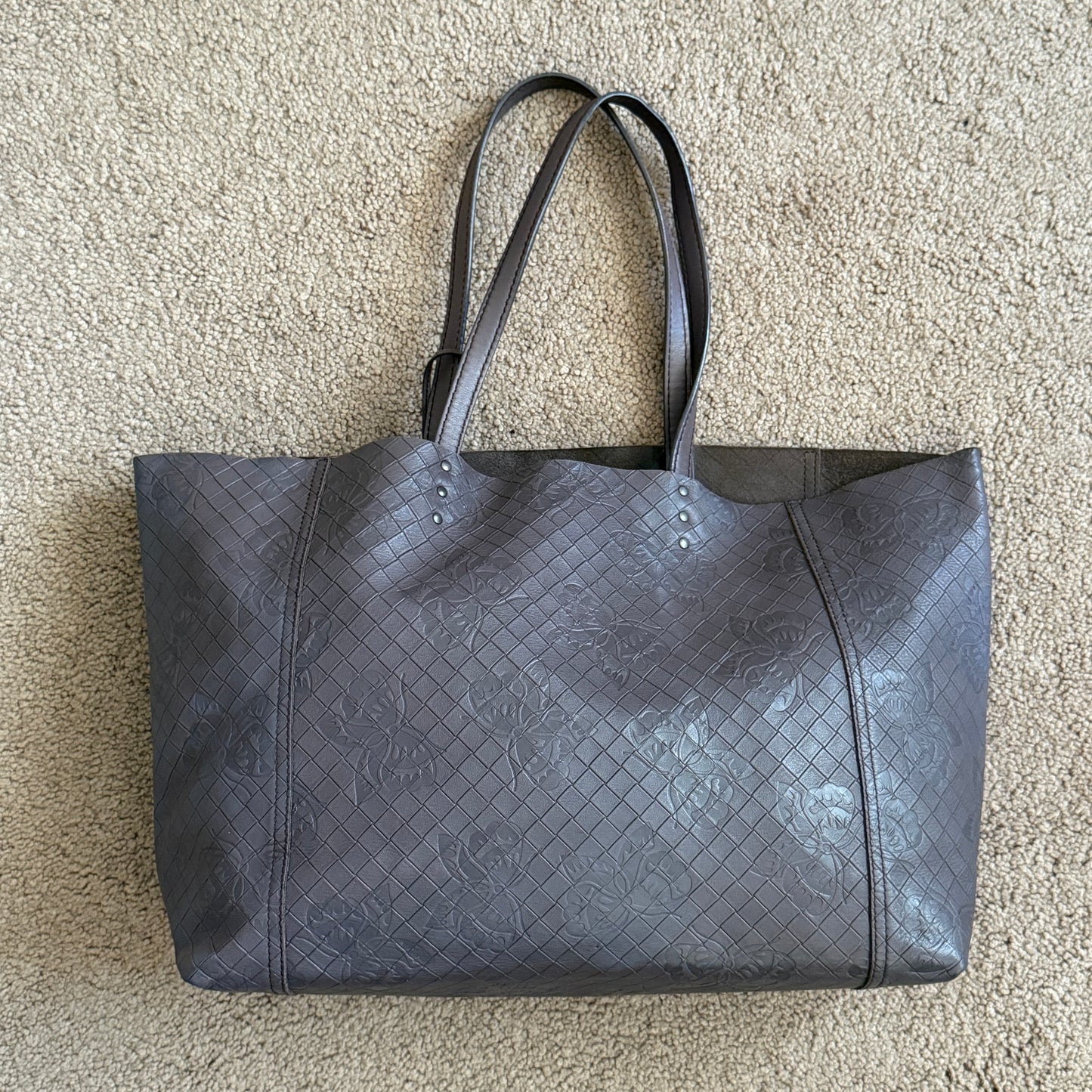 Bottega veneta intrecciato mirage butterfly leather tote shoulder bag authentic