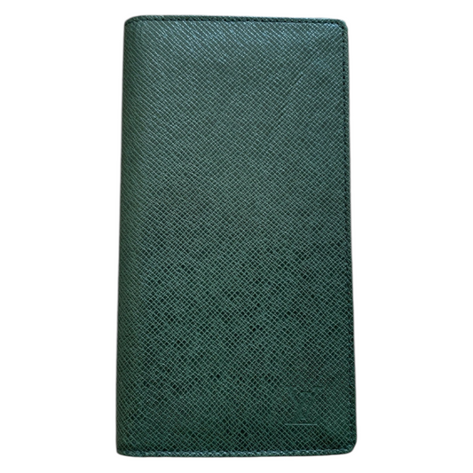 LV1052 Louis Vuitton men's green taige leather card holder wallet
