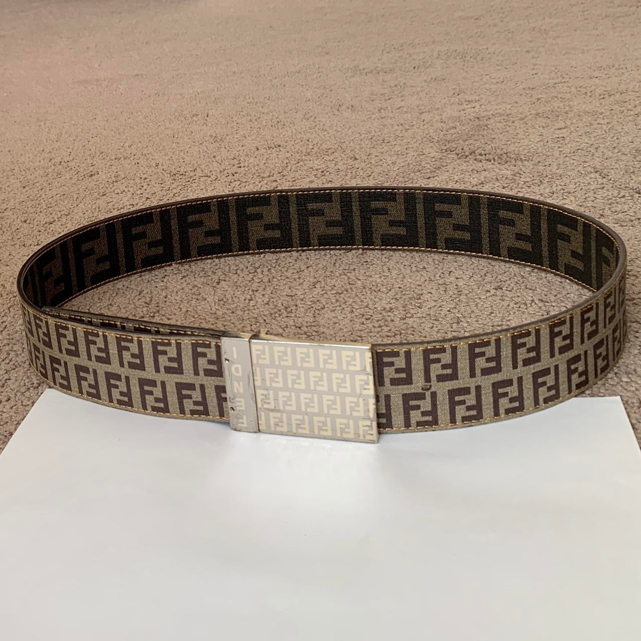 Authentic Fendi unisex reversibile double face monogram belt