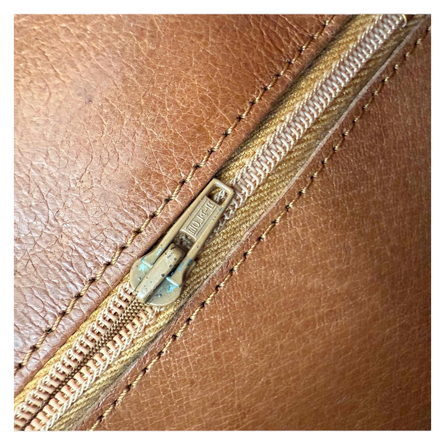 Authentic Louis Vuitton Monogram Pochette Dame Clutch Bag Brown Leather With COA