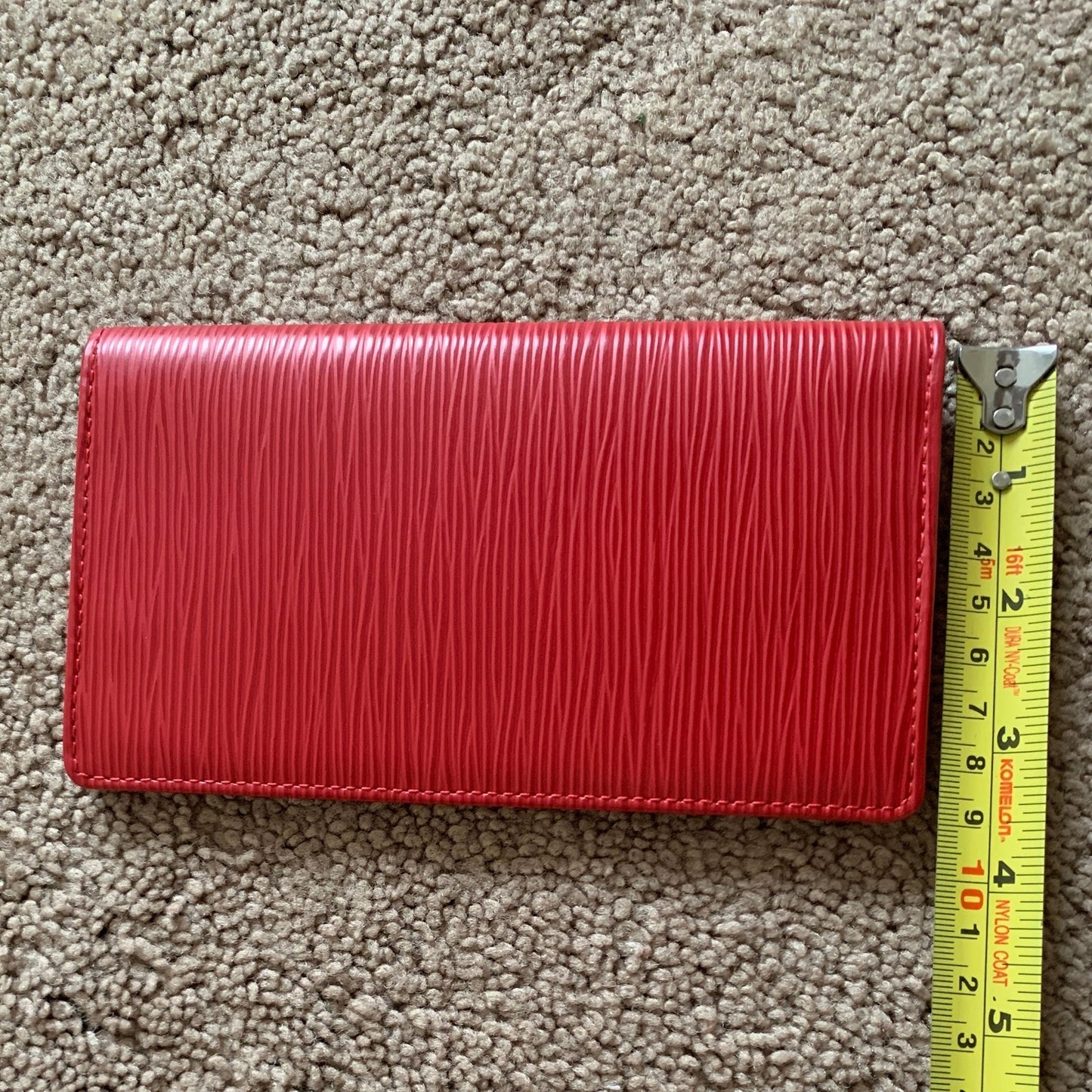 LV1039 Louis Vuitton unisex Epi red leather card holder wallet