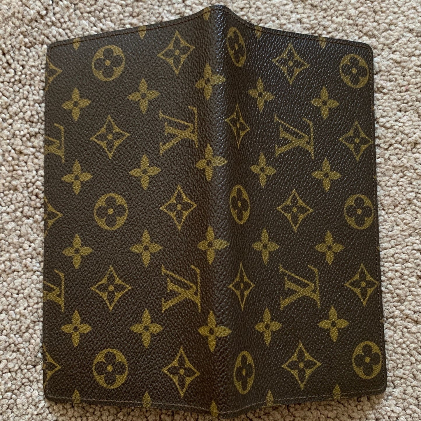 LV1055 Louis Vuitton men's monogram long wallet card holder