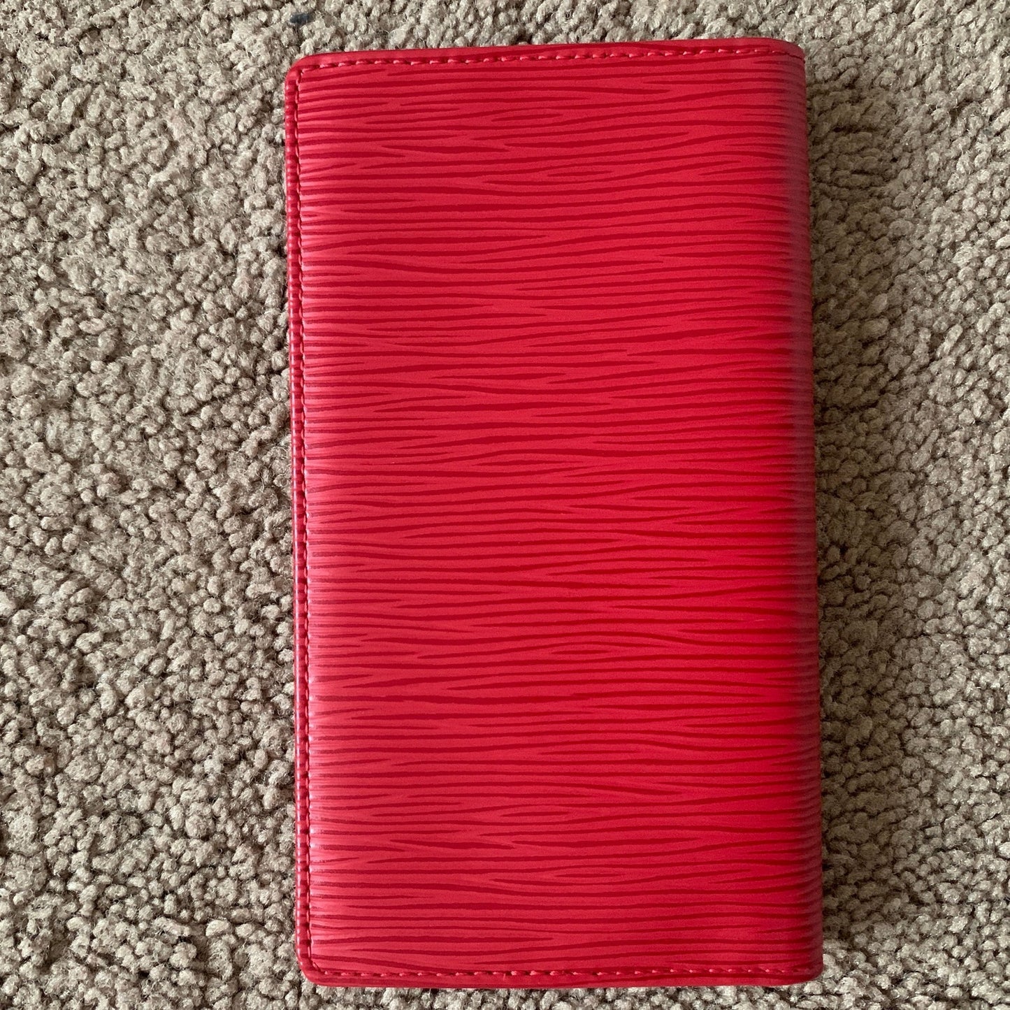 LV1039 Louis Vuitton unisex Epi red leather card holder wallet