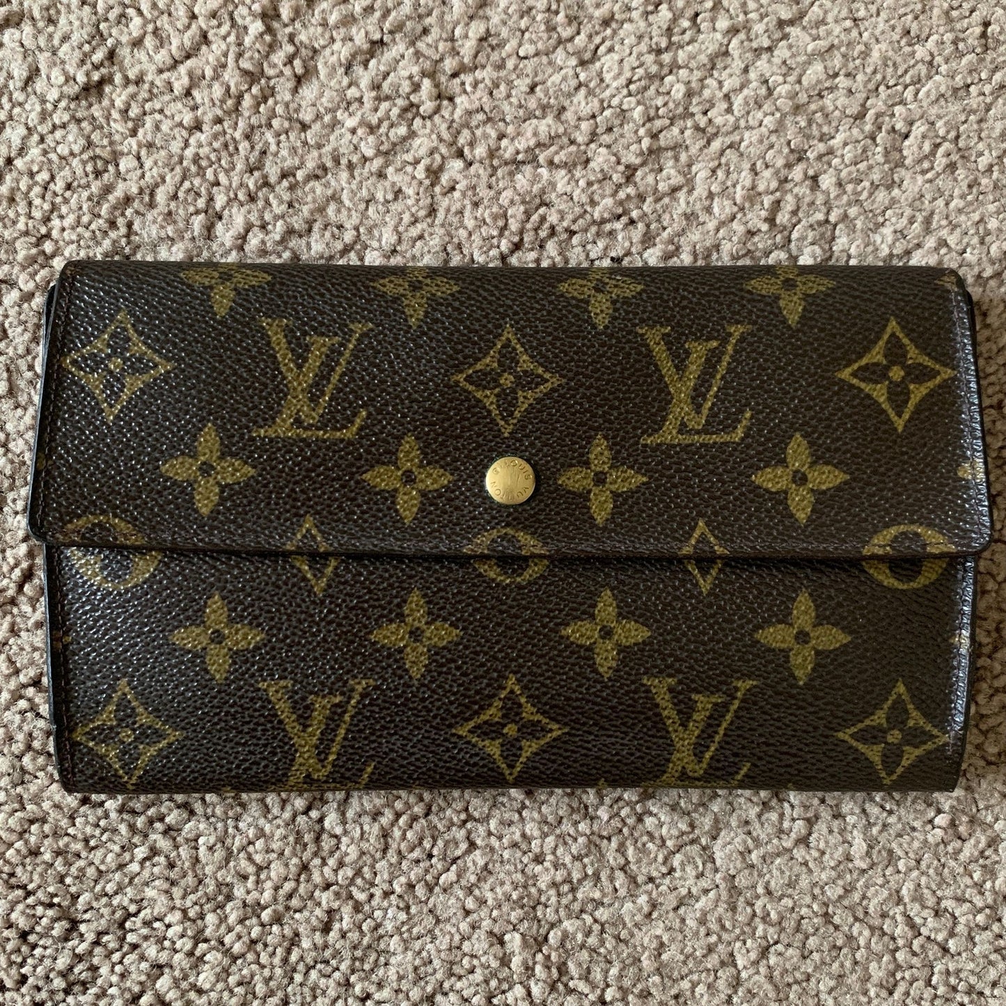 LV1016 Louis Vuitton women's long Sarah monogram wallet