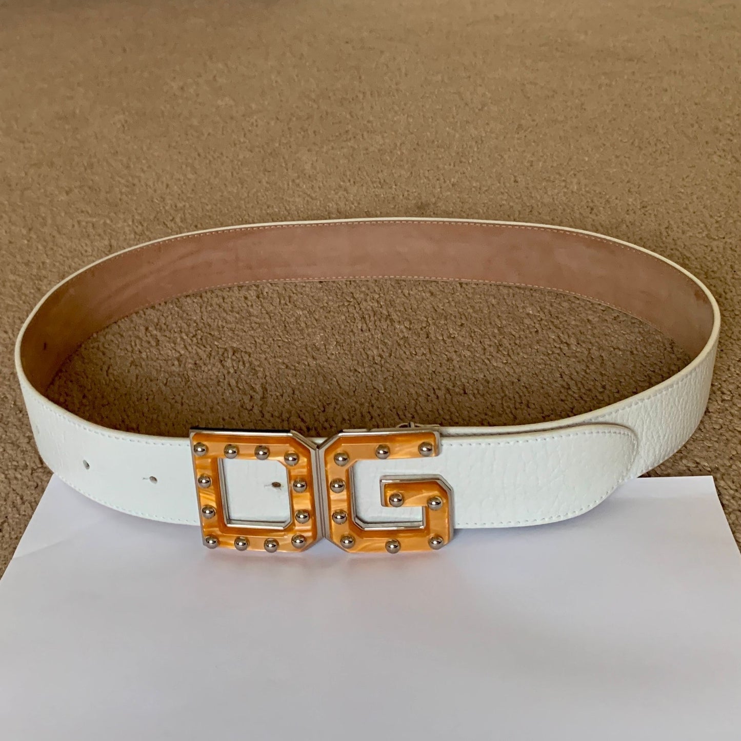 DG1014 Dolce & Gabbana size 36 inch DG logo white leather belt